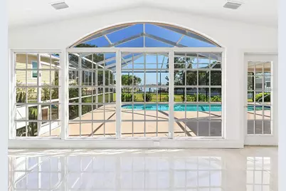 396 Bayshore Drive, Venice, FL 34285 - Photo 17