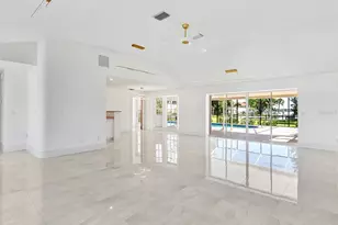 396 Bayshore Dr, Venice, FL 34285 - Photo 15