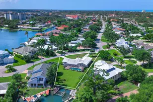 396 Bayshore Dr, Venice, FL 34285 - Photo 7