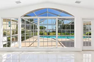 396 Bayshore Dr, Venice, FL 34285 - Photo 17