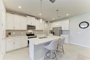 17827 Stillness Ct, Venice, FL 34293 - Photo 11