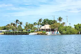 100 Circuit Rd, Nokomis, FL 34275 - Photo 29