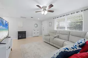 329 San Benito Ave, North Port, FL 34287 - Photo 11