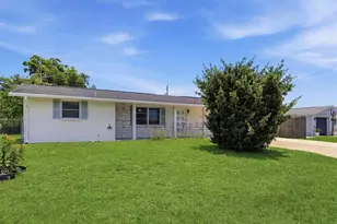 329 San Benito Ave, North Port, FL 34287 - Photo 3