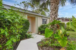 2445 Apache St, Sarasota, FL 34231 - Photo 9