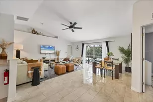 2445 Apache St, Sarasota, FL 34231 - Photo 11