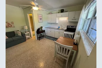 104 Base Avenue W #C, Venice, FL 34285 - Photo 3