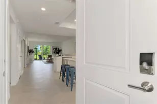 12520 Galapagos Ct, Venice, FL 34293 - Photo 11