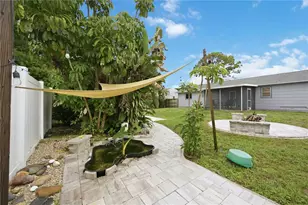 4057 Vana Dr, Sarasota, FL 34241 - Photo 29