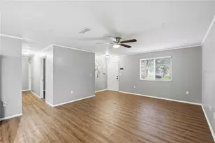4057 Vana Dr, Sarasota, FL 34241 - Photo 3