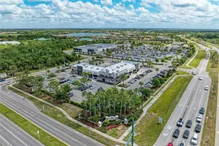 8143 Miramar Way, Lakewood Ranch, FL 34202 - Photo 55