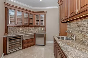 630 N River Rd, Venice, FL 34293 - Photo 13