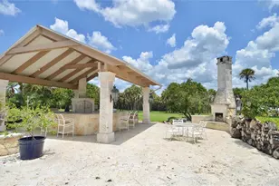 630 N River Rd, Venice, FL 34293 - Photo 39