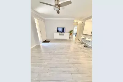 764 N Jefferson Avenue #764, Sarasota, FL 34237 - Photo 3