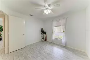 764 N Jefferson Ave, Sarasota, FL 34237 - Photo 17