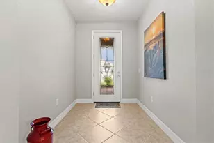 19556 Petrino St, Venice, FL 34293 - Photo 5