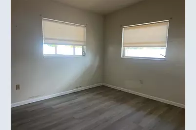 321 Alba Street E, Venice, FL 34285 - Photo 15