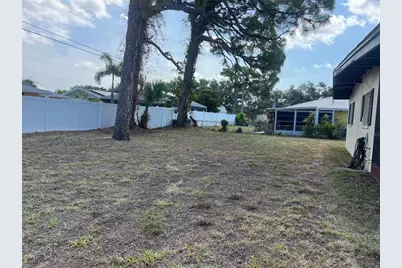 321 Alba Street E, Venice, FL 34285 - Photo 31