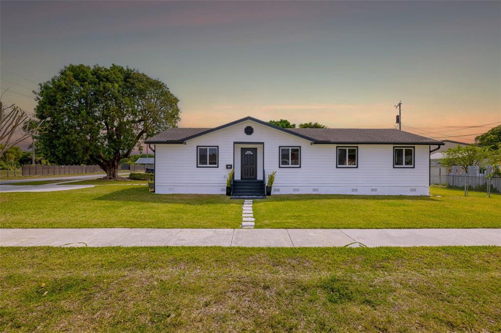 1867 NW 8th Ave main architectural view
