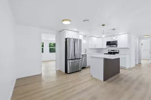 432 Olivia Rd, Venice, FL 34293 - Photo 11