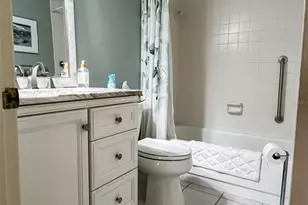 690 Bird Bay Cir, Venice, FL 34285 - Photo 25