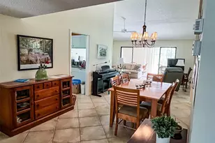 690 Bird Bay Cir, Venice, FL 34285 - Photo 5