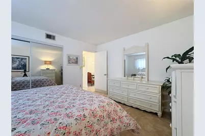 210 Park Boulevard N #129, Venice, FL 34285 - Photo 17