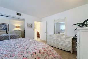 210 Park Blvd N, Venice, FL 34285 - Photo 17