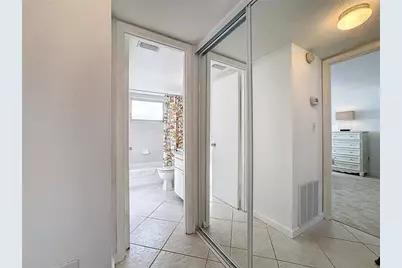 210 Park Boulevard N #129, Venice, FL 34285 - Photo 11
