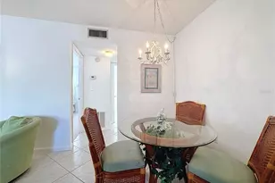 210 Park Blvd N, Venice, FL 34285 - Photo 9
