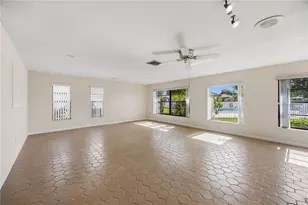 849 Senda Plata, Venice, FL 34293 - Photo 5