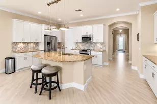 24252 Gallberry Dr, Venice, FL 34293 - Photo 11