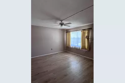 509 W Venice Avenue #102, Venice, FL 34285 - Photo 7