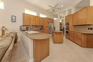 513 Cheval Dr, Venice, FL 34292 - Photo 13