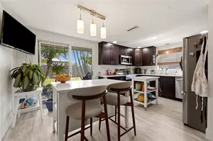 459 E Baffin Dr, Venice, FL 34293 - Photo 13