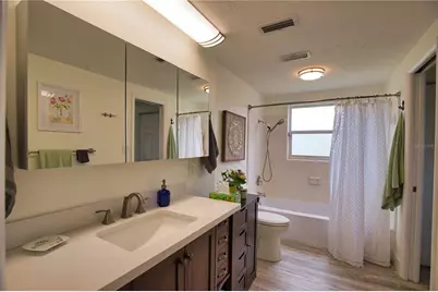 459 E Baffin Drive, Venice, FL 34293 - Photo 23