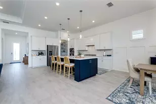 10105 Beachwalk Dr, Englewood, FL 34223 - Photo 21