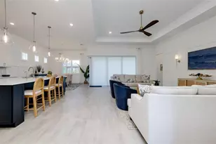 10105 Beachwalk Dr, Englewood, FL 34223 - Photo 9