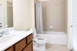 12889 Richezza Dr, Venice, FL 34293 - Photo 19