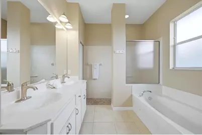 762 Silk Oak Drive, Venice, FL 34293 - Photo 11