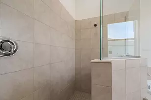 17118 Jadestone Ct, Venice, FL 34293 - Photo 27
