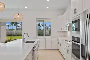 17118 Jadestone Ct, Venice, FL 34293 - Photo 5