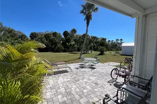 609 Cervina Dr, Venice, FL 34285 - Photo 5