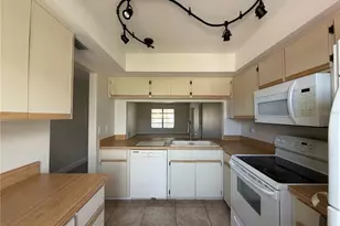 635 Harvey St, Englewood, FL 34223 - Photo 5