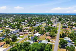 386 Cabana Rd, Venice, FL 34293 - Photo 55