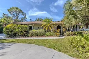 750 Shetland Cir, Nokomis, FL 34275 - Photo 1