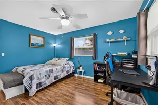 895 E Baffin Dr, Venice, FL 34293 - Photo 57