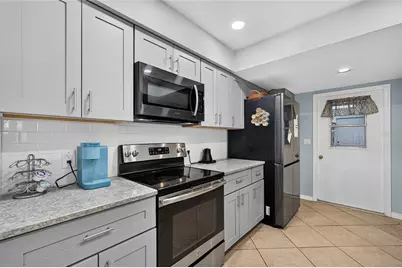 895 E Baffin Drive, Venice, FL 34293 - Photo 27