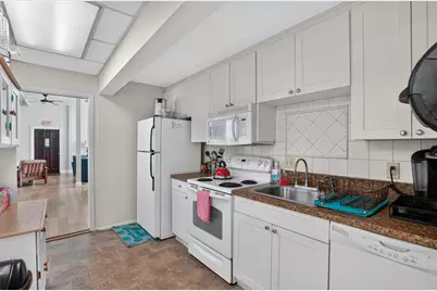 238 Tampa Avenue W #221, Venice, FL 34285 - Photo 25