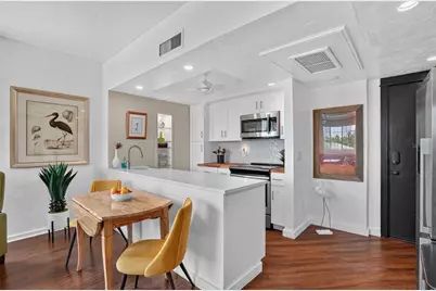 238 Tampa Avenue W #221, Venice, FL 34285 - Photo 9